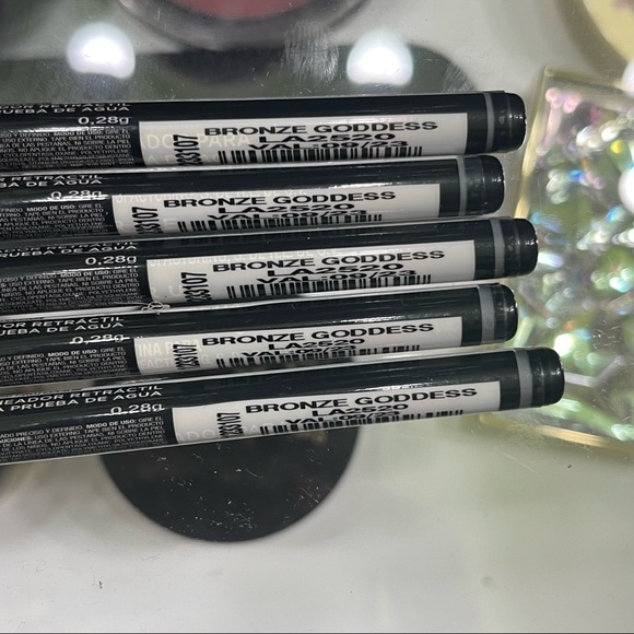 Avon Glimmerstick Eyeliners Bronze - Picture 2 of 2